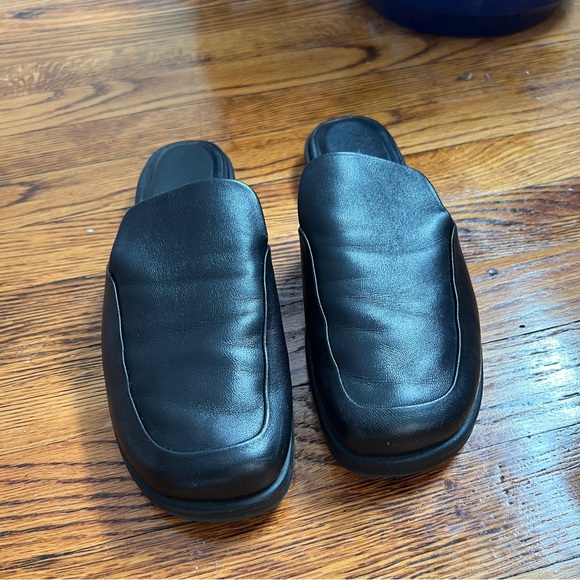 Square Toe Mules - Picture 2 of 5